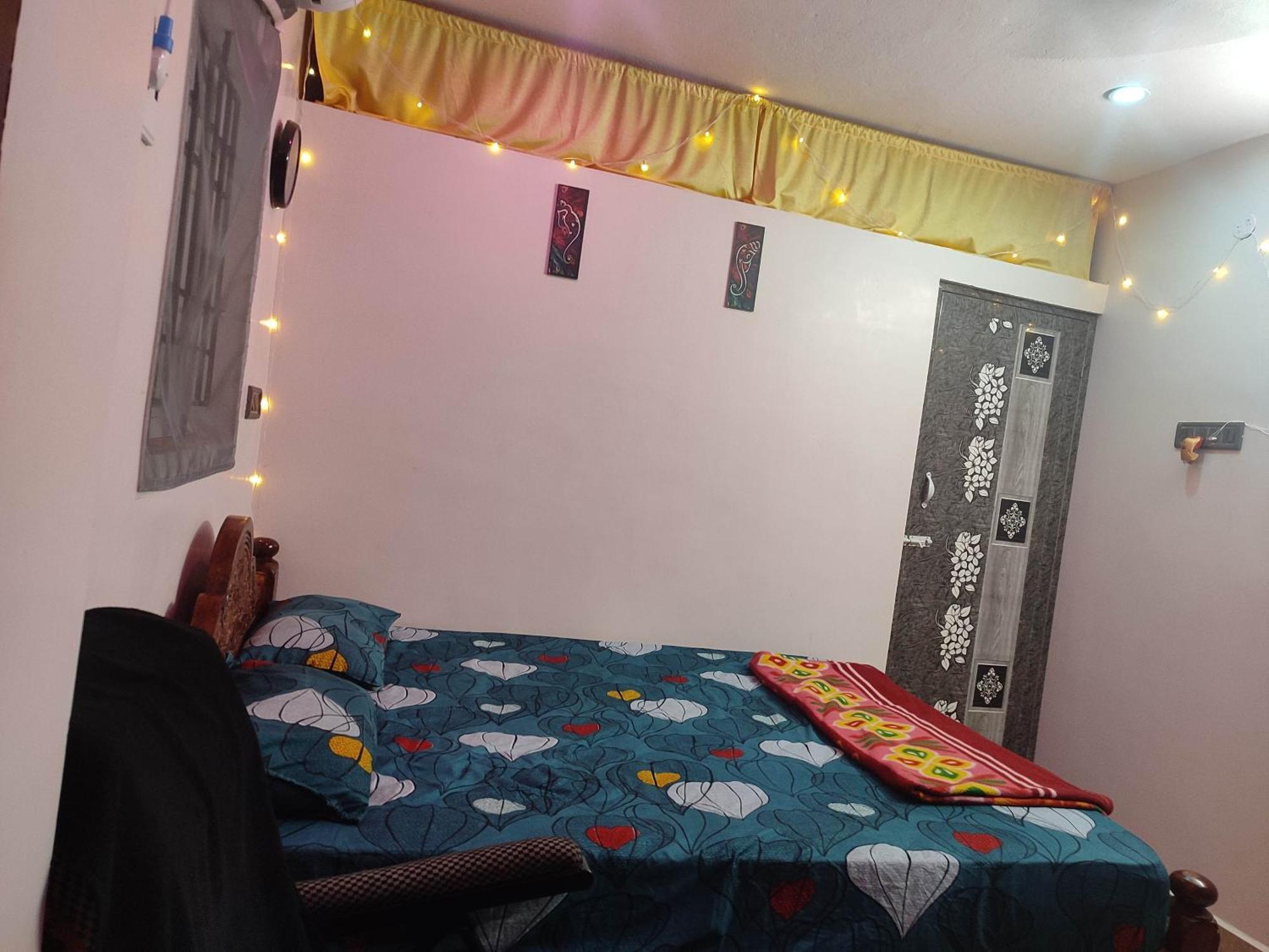 Blue Diamond Apartment Chennai Exterior photo
